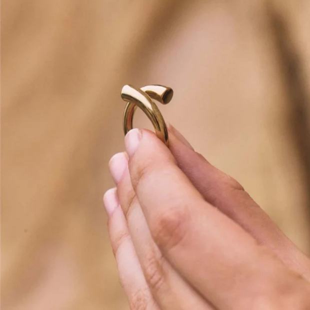 EDBLAD SWEEP RING GOLD