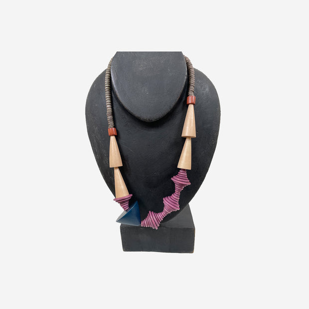 COLOUR BEADS NECKLACE WITH TRIANGLE TRIM