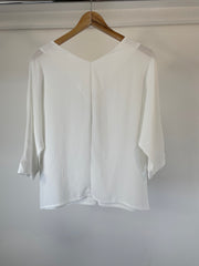 THREE QUARTER SLEEVE TOP IN WHITE