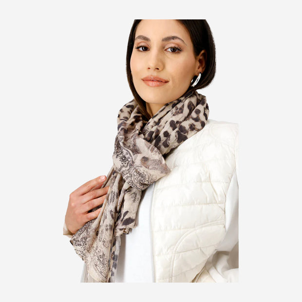 LEOPARD PRINT SCARF