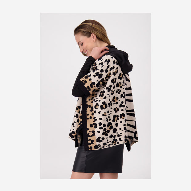 CAPE WITH PATTERN MIX JACQUARD