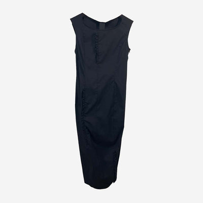 SLIM FIT DRESS WITH RUFFLE DETAIL IN BLACK