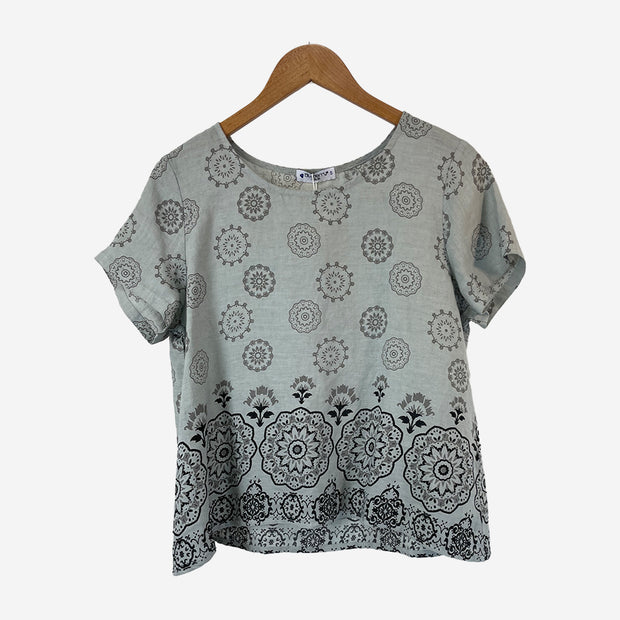 EMBROIDERED LINEN TOP