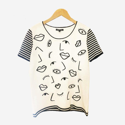 SHORT SLEEVED EYES/LIPS TOP IN BLACK AND WHITE