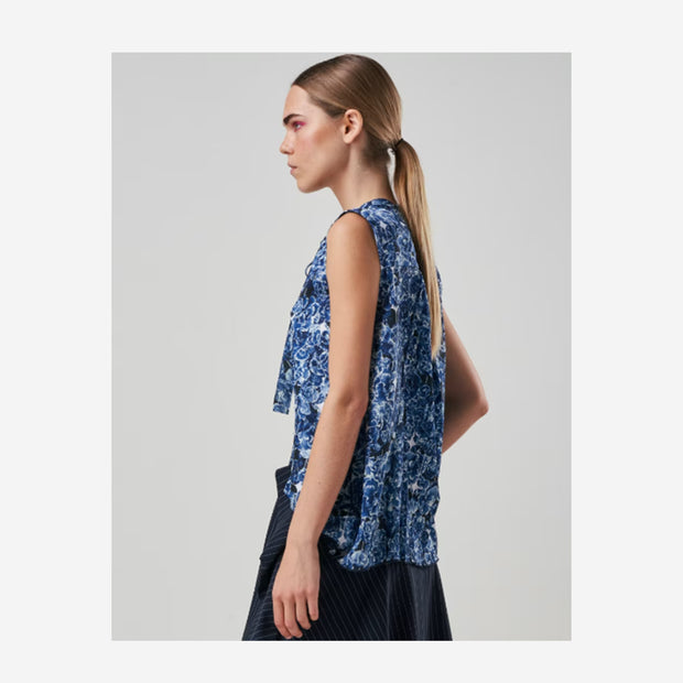 GLAMOUR SLEEVELESS FLORAL PRINTED TOP WITH TASSEL-TIE COLLAR