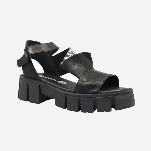 A LESSON FOR A DAY PLATFORM SANDALS